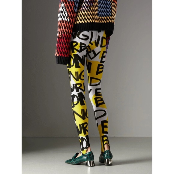 burberry new & authentic graffiti stirrup leggings - Picture 4 of 16